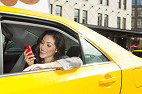 Aplicativo de Táxi exclusivo para mulheres será lançado em Nova York