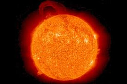 Tempestade solar deve atingir a Terra nos próximos dias Tempestade solar deve atingir a Terra nos próximos dias
