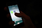 Compra do WhatsApp pelo Facebook é autorizada Compra do WhatsApp pelo Facebook é autorizada