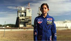 Garota de 13 anos treina para viajar a Marte