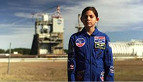 Garota de 13 anos treina para viajar a Marte