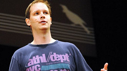 Cofundador do Pirate Bay deixa a prisão Cofundador do Pirate Bay deixa a prisão