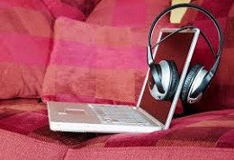 Brasileiros estão baixando menos músicas piratas Brasileiros estão baixando menos músicas piratas