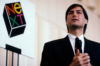 Steve Jobs a frente da NeXt após a sua demissão da Apple