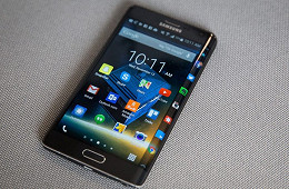 Samsung anuncia chip de 128 GB que pode integrar o Galaxy S6