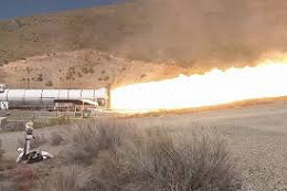 NASA realiza teste com super foguete NASA realiza teste com super foguete