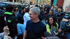 Tim Cook vai à China para resolver assuntos pendentes com empresas locais Tim Cook vai à China para resolver assuntos pendentes com empresas locais