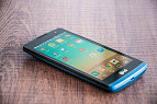 Review LG Leon