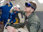 Parceria entre Microsoft e NASA levará o HoloLens ao espaço Parceria entre Microsoft e NASA levará o HoloLens ao espaço