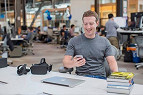 Mark Zuckerberg responde perguntas dos usuários no Facebook