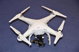 Homem é condenado no Reino Unido por usar drone Homem é condenado no Reino Unido por usar drone