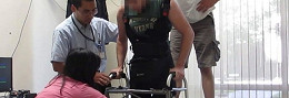 Paraplégico volta a andar com ajuda de cientistas