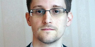 ApÃ³s criar conta no Twitter, Edward Snowden segue conta da NSA