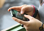 Brasileiros guardam segredos em smartphones