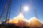 Foguete da SpaceX explode ao pousar Foguete da SpaceX explode ao pousar