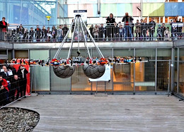 Drones entram para o Guinness ao carregarem 61 Kg