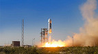 Foguete Blue Origin realiza decolagem e pouso perfeito Foguete Blue Origin realiza decolagem e pouso perfeito