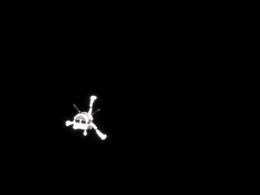 Robô Philae é encontrado em cometa Robô Philae é encontrado em cometa