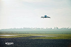 Amazon realiza primeira entrega através de drone Amazon realiza primeira entrega através de drone