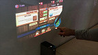 Projetor interativo Sony Xperia Touch é apresentado no MWC 2017 Projetor interativo Sony Xperia Touch é apresentado no MWC 2017