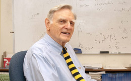 Criador da tecnologia de íon-lítio desenvolve modelo melhor de bateria Criador da tecnologia de íon-lítio desenvolve modelo melhor de bateria