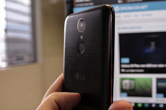 Review LG K10 Novo