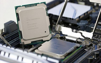 Nova CPU Intel i9 com 12 núcleos poderá chegar em agosto