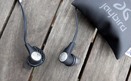  Fone Jaybird X3 tem bateria com duração de oito horas