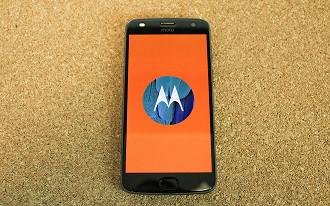 Moto Z2 Play - face frontal