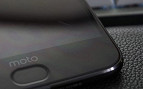 Tela do Moto Z2 Force risca facilmente e se pressionada emite sons estranhos