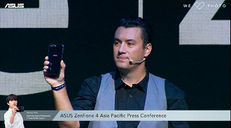 Marcel Campos na apresentação do Zenfone 4 e Zenfone 4 PRO