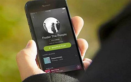 Spotify tem nova playlist que leva o usuário de volta a adolescência Spotify tem nova playlist que leva o usuário de volta a adolescência