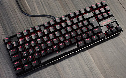 Review: Redragon Kumara ABNT, um teclado barato e muito bom