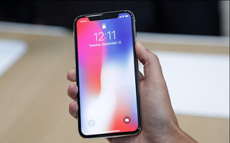iPhone X poderá chegar às lojas somente em 2018, diz analista.