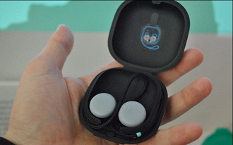 Fones do Google conseguem traduzir simultaneamente até 40 idiomas. Fones do Google conseguem traduzir simultaneamente até 40 idiomas.