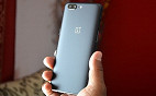 Vaza imagem do OnePlus 5T quase sem bordas Vaza imagem do OnePlus 5T quase sem bordas