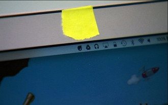 Pesquisa da Avast diz que 65% dos brasileiros temem espionagem através da webcan. Pesquisa da Avast diz que 65% dos brasileiros temem espionagem através da webcan.