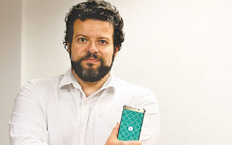 Fabio Sabba é agredido por taxista antes da votação Fabio Sabba é agredido por taxista antes da votação