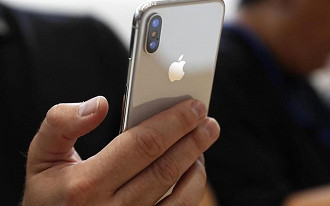 CEO da Apple se manifesta sobre demanda do iPhone X.