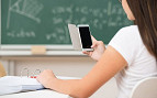 Governo de SP diz sim para o uso de celular em sala de aula