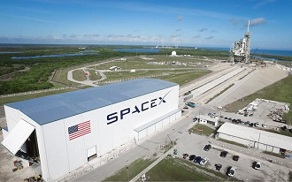 SpaceX irá lançar carga na órbita terrestre de conteúdo desconhecido.