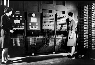 O Eniac pesava mais de 30 toneladas