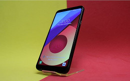 Review LG Q6+