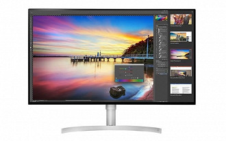 Monitor 4K HDR, 32UK950.