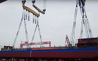 China inaugura primeiro navio cargueiro totalmente elétrico