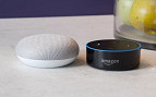 Amazon e Google baixam os preços de alto-falantes inteligentes e esquentam a disputa Amazon e Google baixam os preços de alto-falantes inteligentes e esquentam a disputa