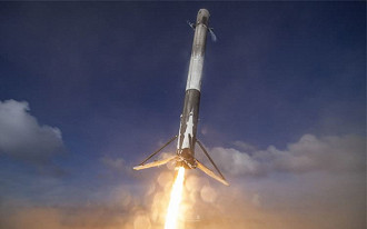 Falcon 9