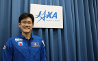 Será? Astronauta japonês aumenta de tamanho após viagem ao espaço Será? Astronauta japonês aumenta de tamanho após viagem ao espaço
