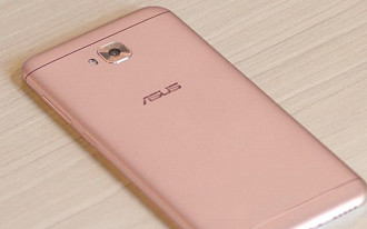 Asus Zenfone Selfie