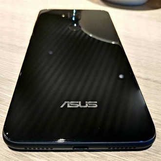 Zenfone 5 Lite. Fonte: Instagram Marcel Campos Zenfone 5 Lite. Fonte: Instagram Marcel Campos